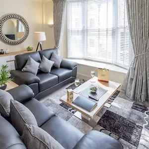 https://centurion-square-apartments.yorkshirehotels.net